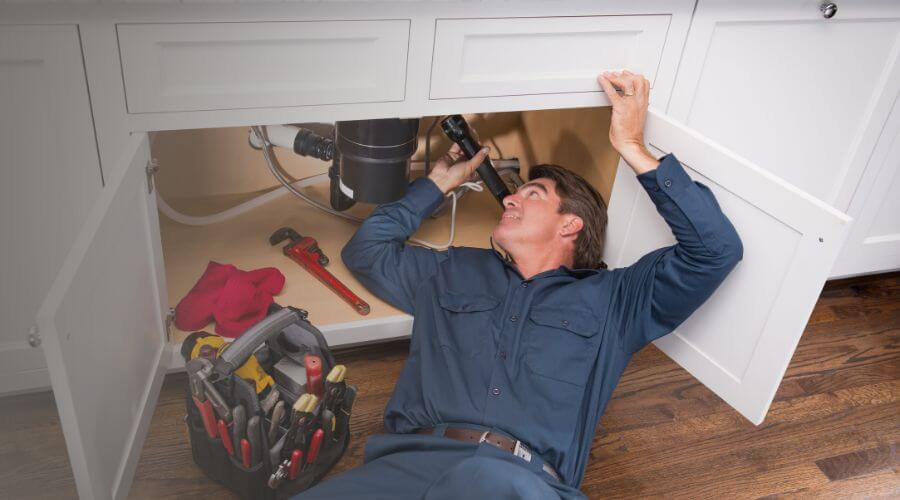 Expert burst pipe repair services in Gorin, MO